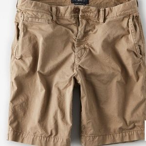 Men's Classic Khaki Shorts